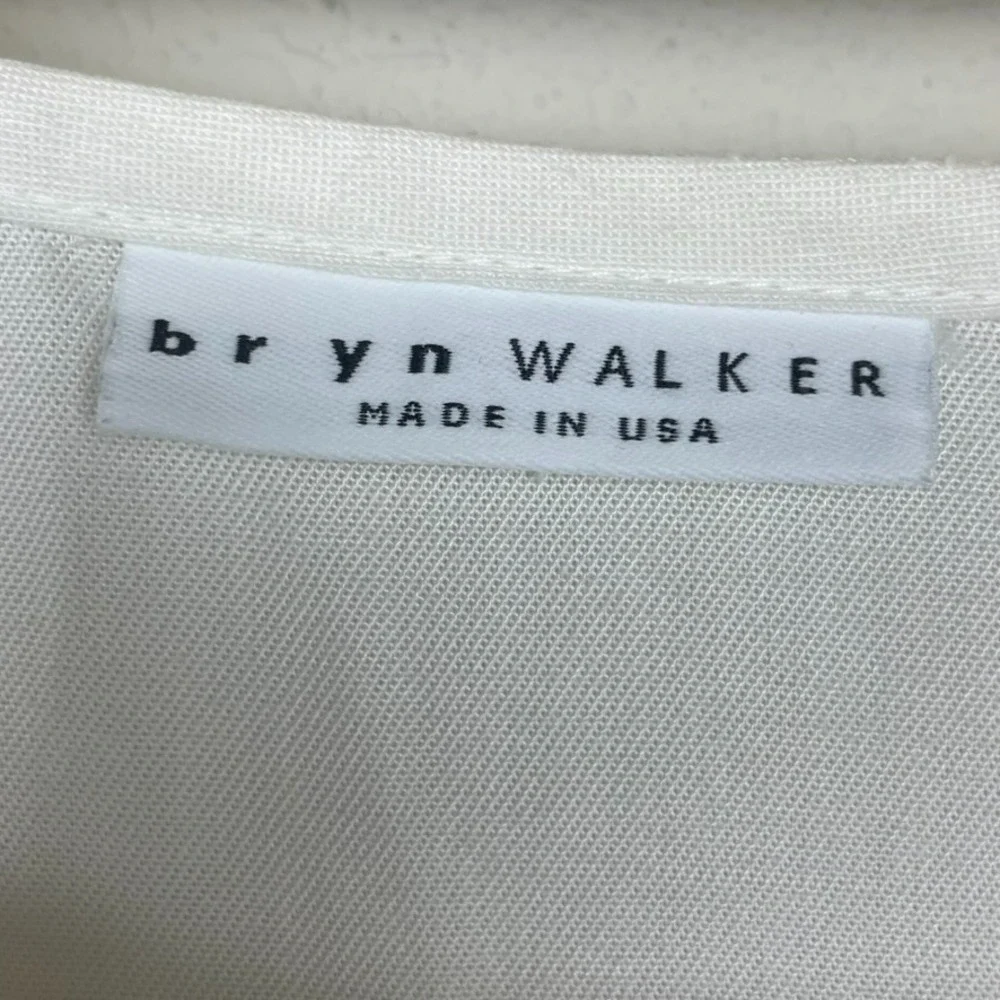 Bryn Walker XL White Asymmetrical Tunic Top 100% Tencel Sleeveless USA - Picture 2 of 4